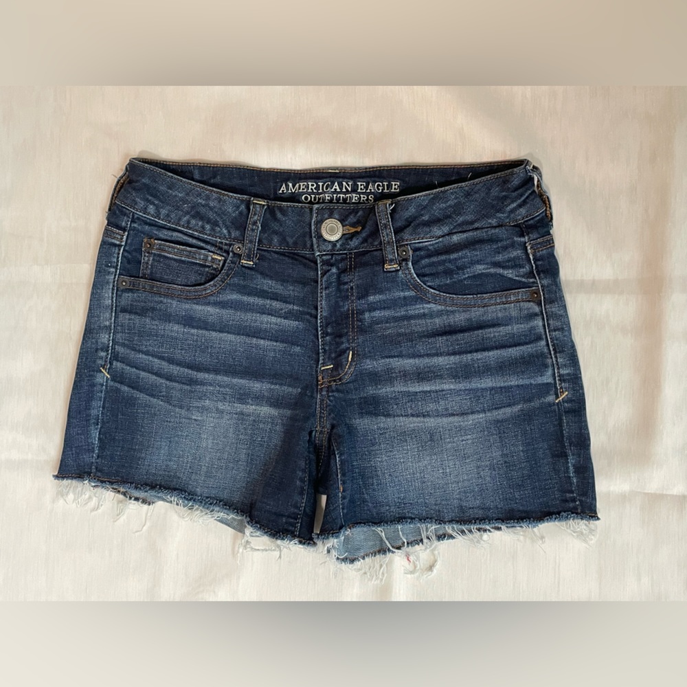 American Eagle Outfitters: Jean Shorts - Picture 14 of 15